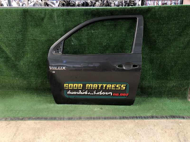 ประตูหน้า L หัวเดี่ยว Toyota Revo 2016-2020