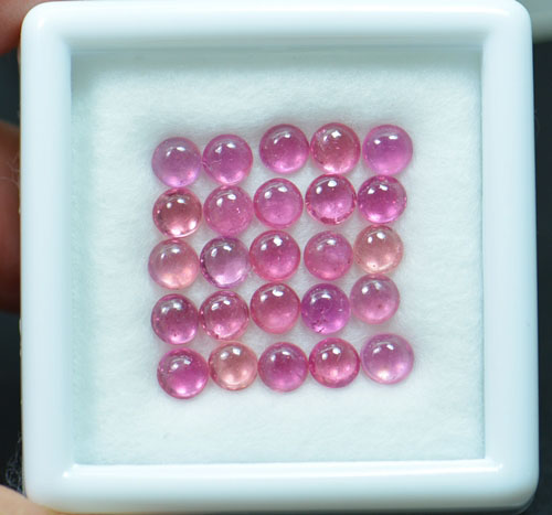 ทับทิมสีชมพู 8.55 กะรัต 25 ชิ้น 4 มิล