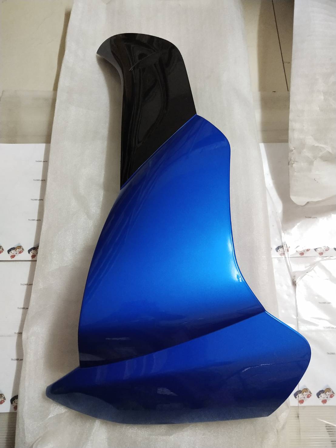 บังลมข้างขวาน้ำเงิน/ดำ สำหรับรุ่น SPARK X อะไหล่แท้ YAMAHA 5TN-F8312-00-1X