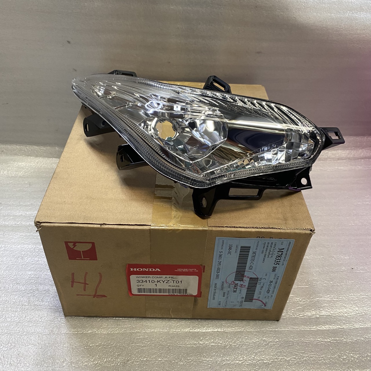 33410-KYZ-T01 ไฟเลี้ยวหน้าด้านขวาทั้งชุด WAVE125i 2012-2019 อะไหล่แท้ HONDA