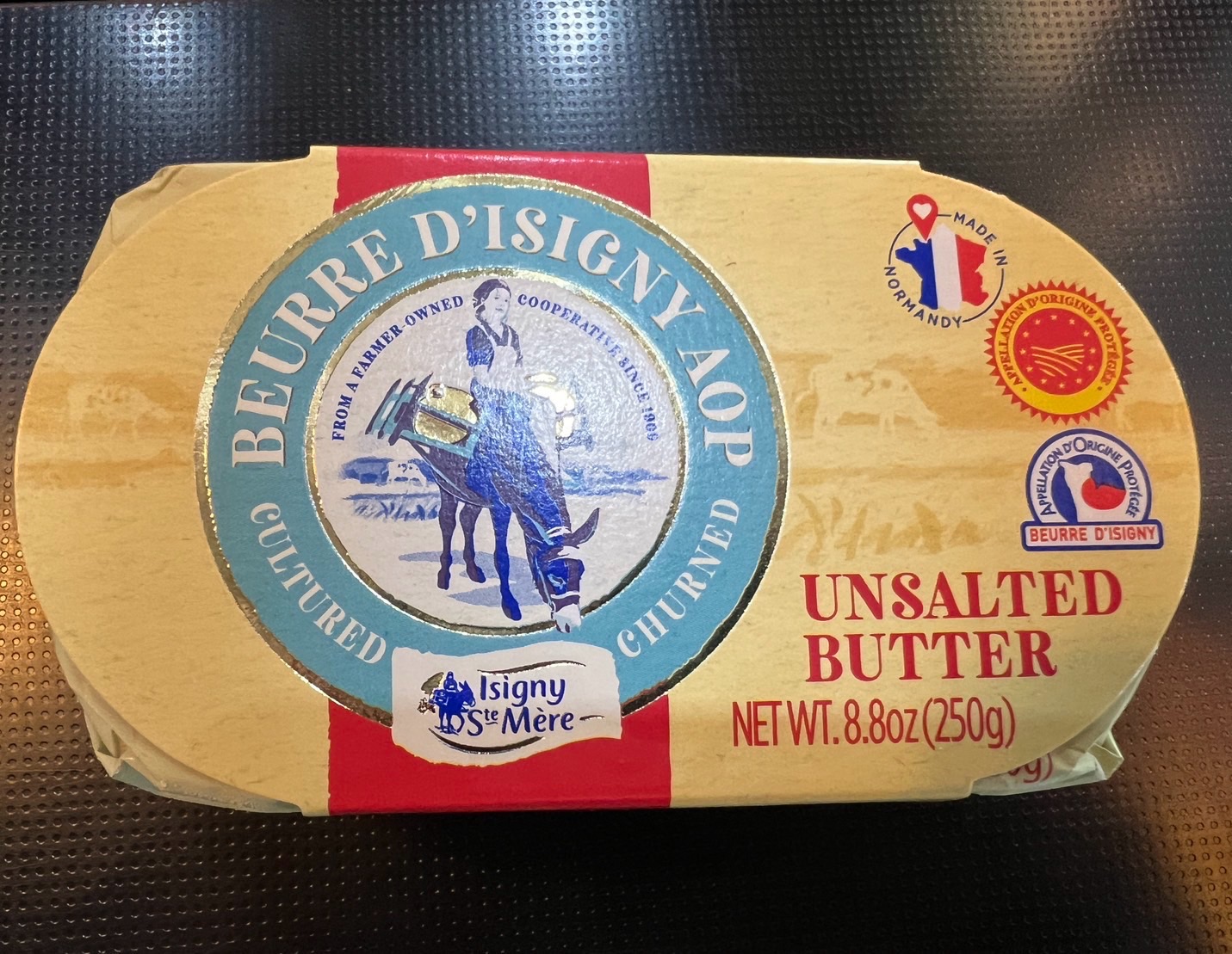 เนยสด Isigny AOP Butter Unsalted ชนิดจืด 250g. (ก้อน) (02-7247)(สินค้าแช่เย็น)