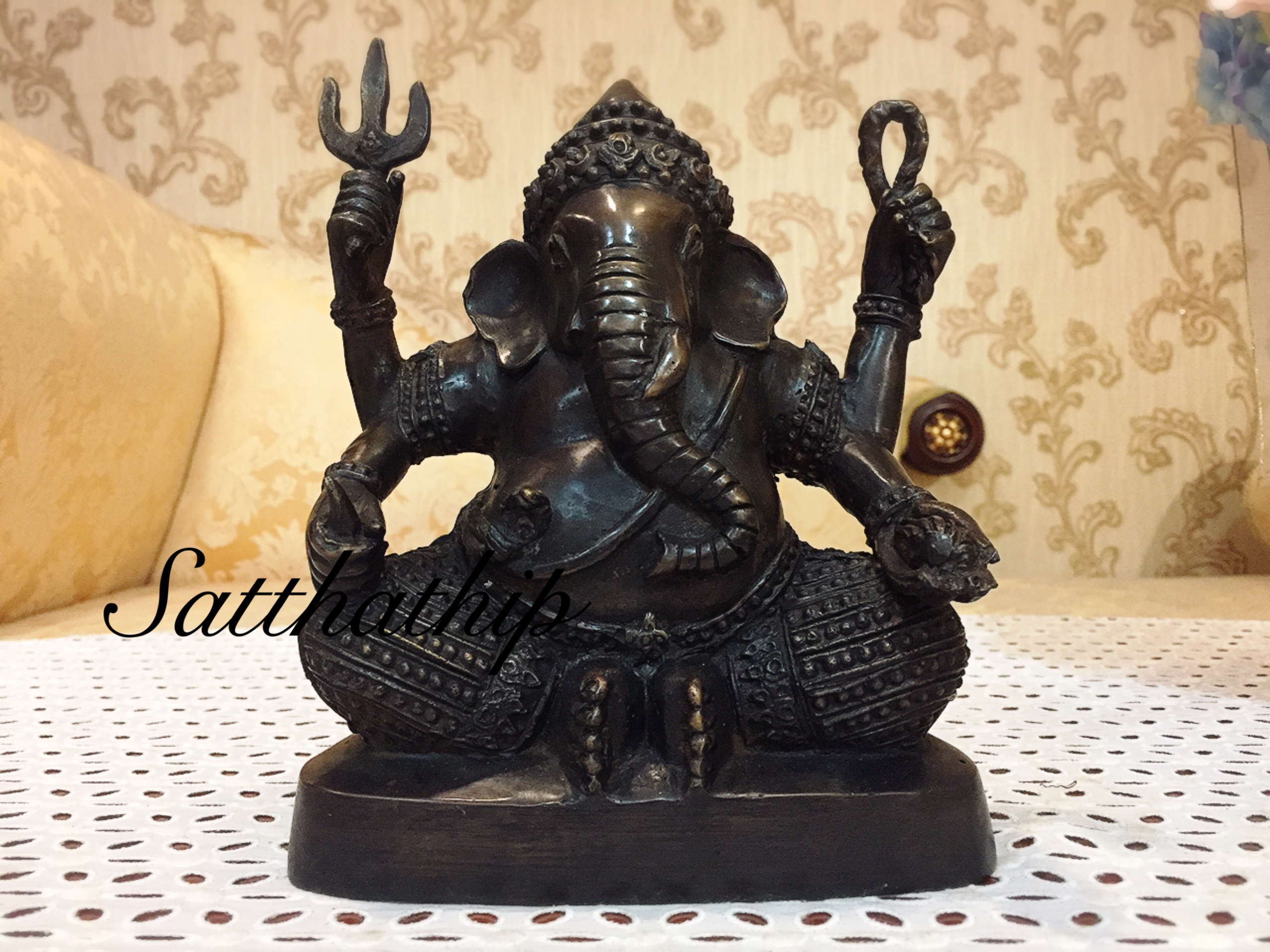 พระพิฆเนศปาง พระรีนาโมจัน คณปติ (ทองเหลือง รมดำ) - Ganesha: Lord of Success
