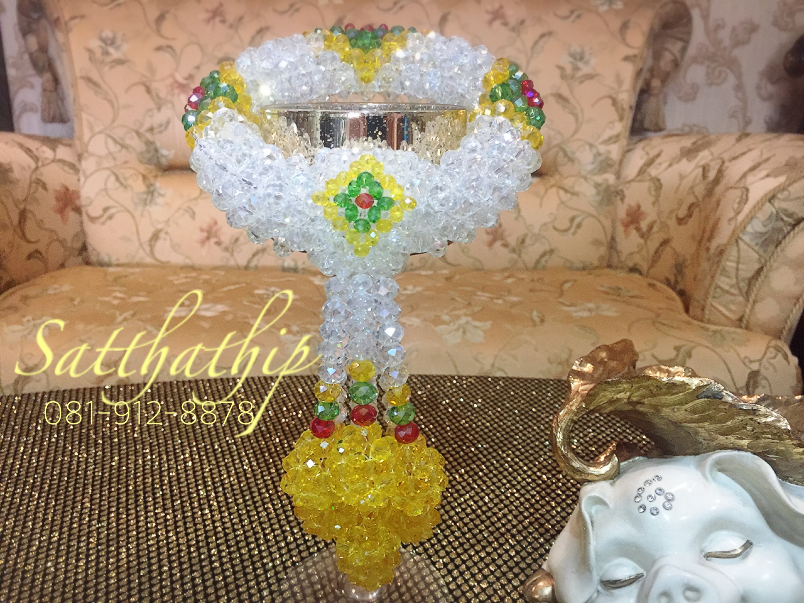 พวงมาลัยคริสตัล สีโทนเหลือง - Crystal Garland