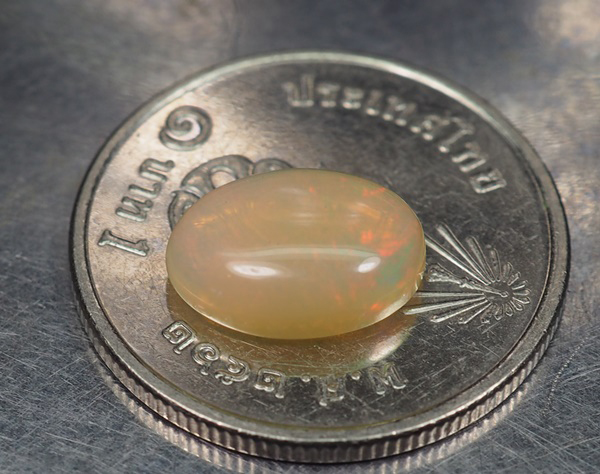 โอปอลหลากสี (Opal) 1.30 กะรัต