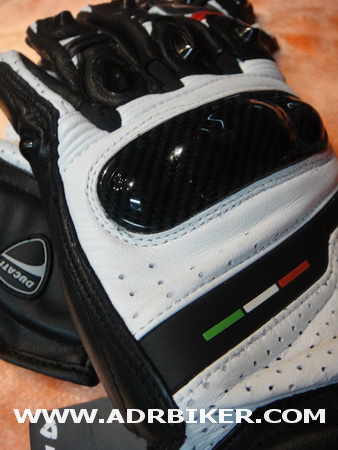 ถุงมือหนังแท้ผสมเนื้อผ้า รุ่น DUCATI DIAVEL\'14 by REV\'IT