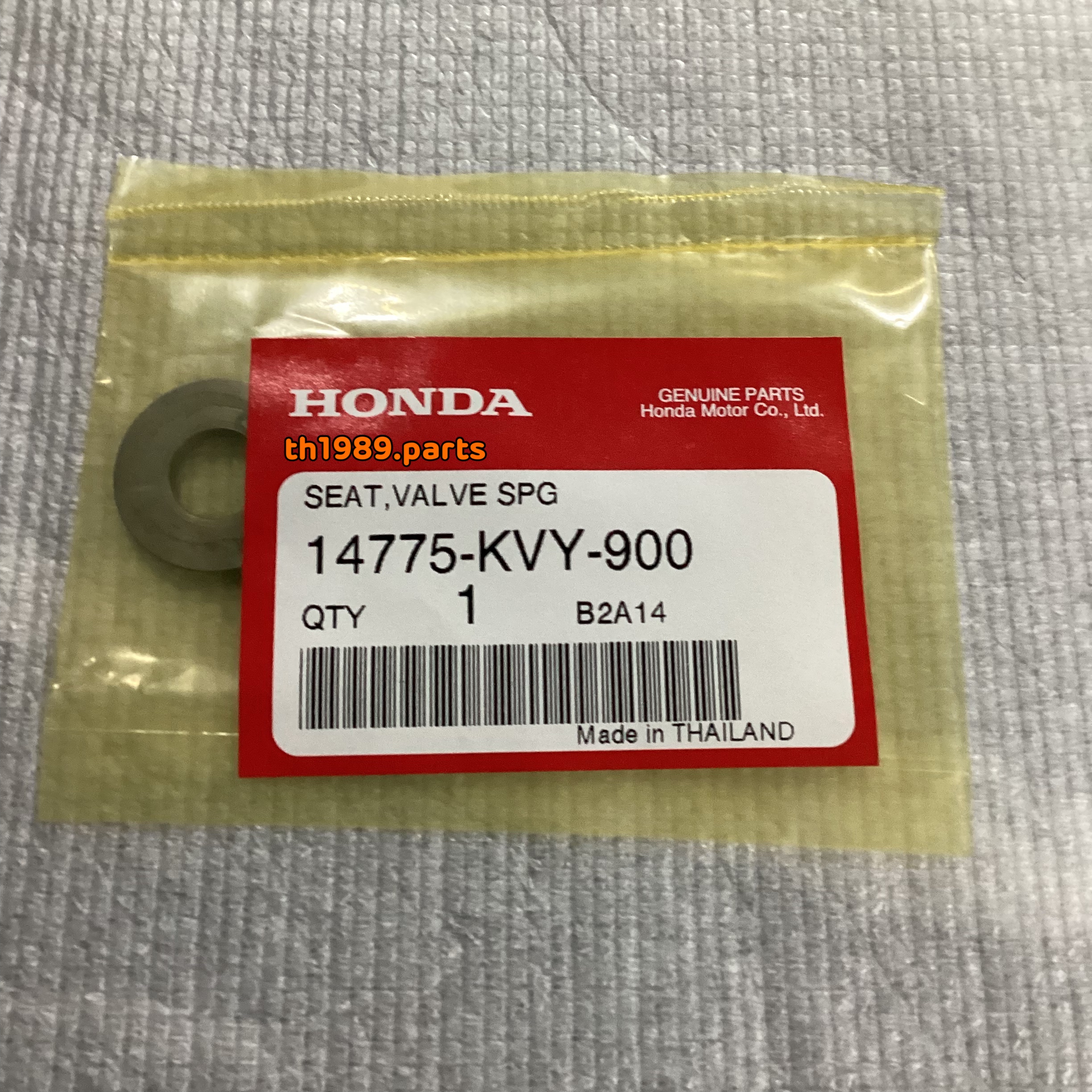 1ชิ้น 14775-KVY-900 แหวนรองสปริงวาล์ว WAVE110I 2009-2020 , SUPER CUB 2013-2019 , SCOOPY I 2010-2019 อะไหล่แท้ HONDA
