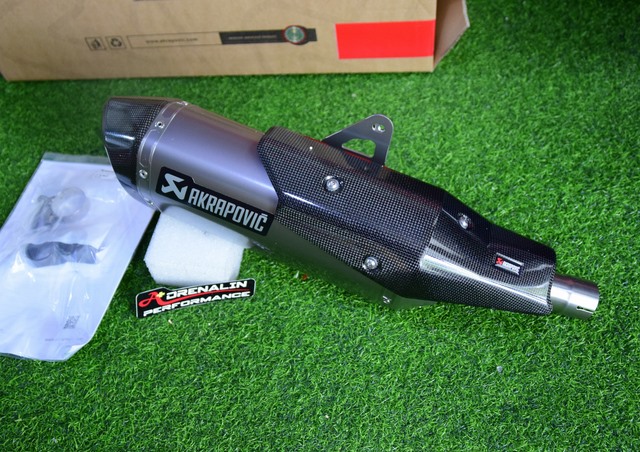 ท่อ Akrapovic Slip-On titanium สำหรับ X-adv 2017+ (For Exhibition only)