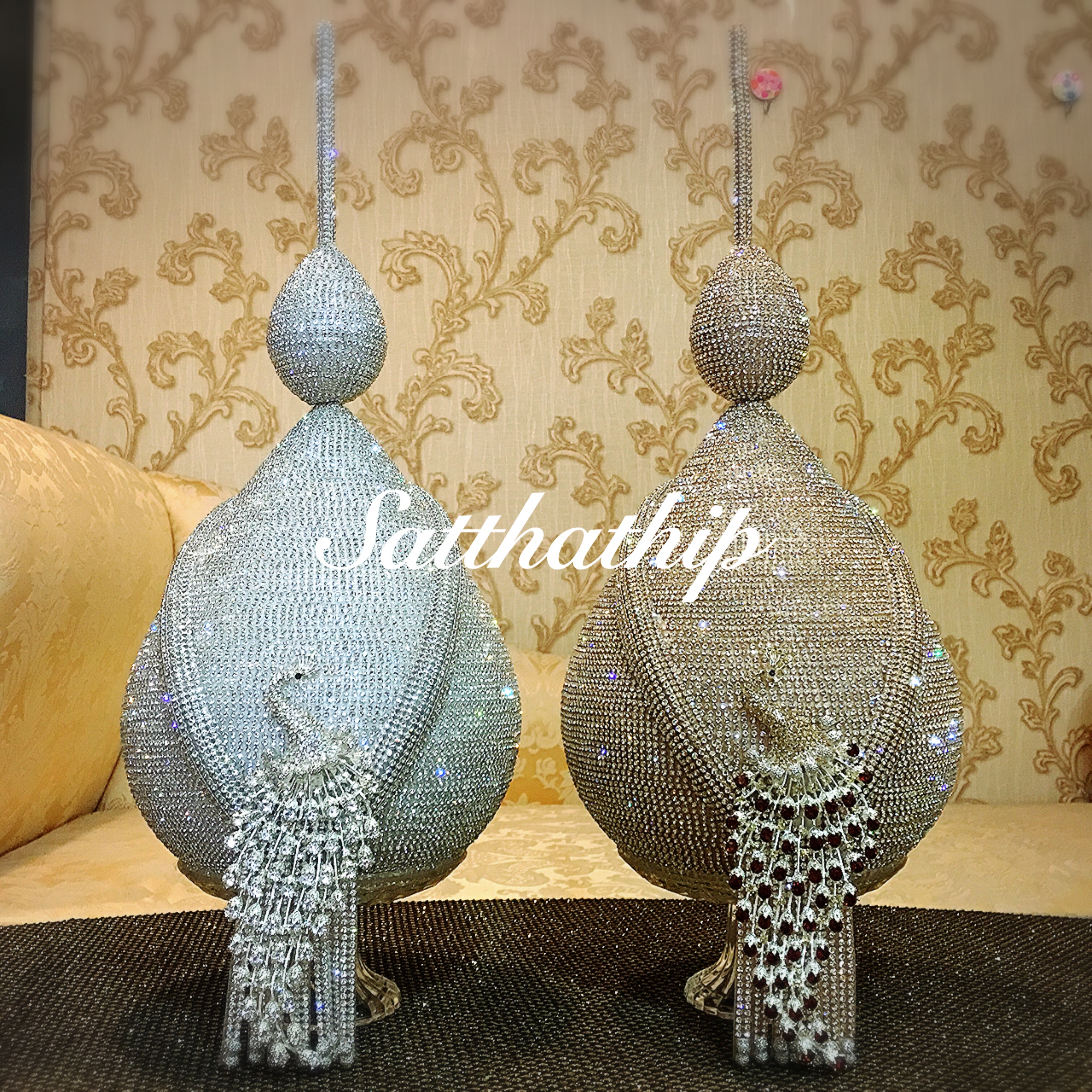 พานพุ่ม - พานพุ่มสักการะ - พานพุ่มเงินทอง - พานพุ่มนพเก้า [8 นิ้ว/ 4,500บาท/คู่]