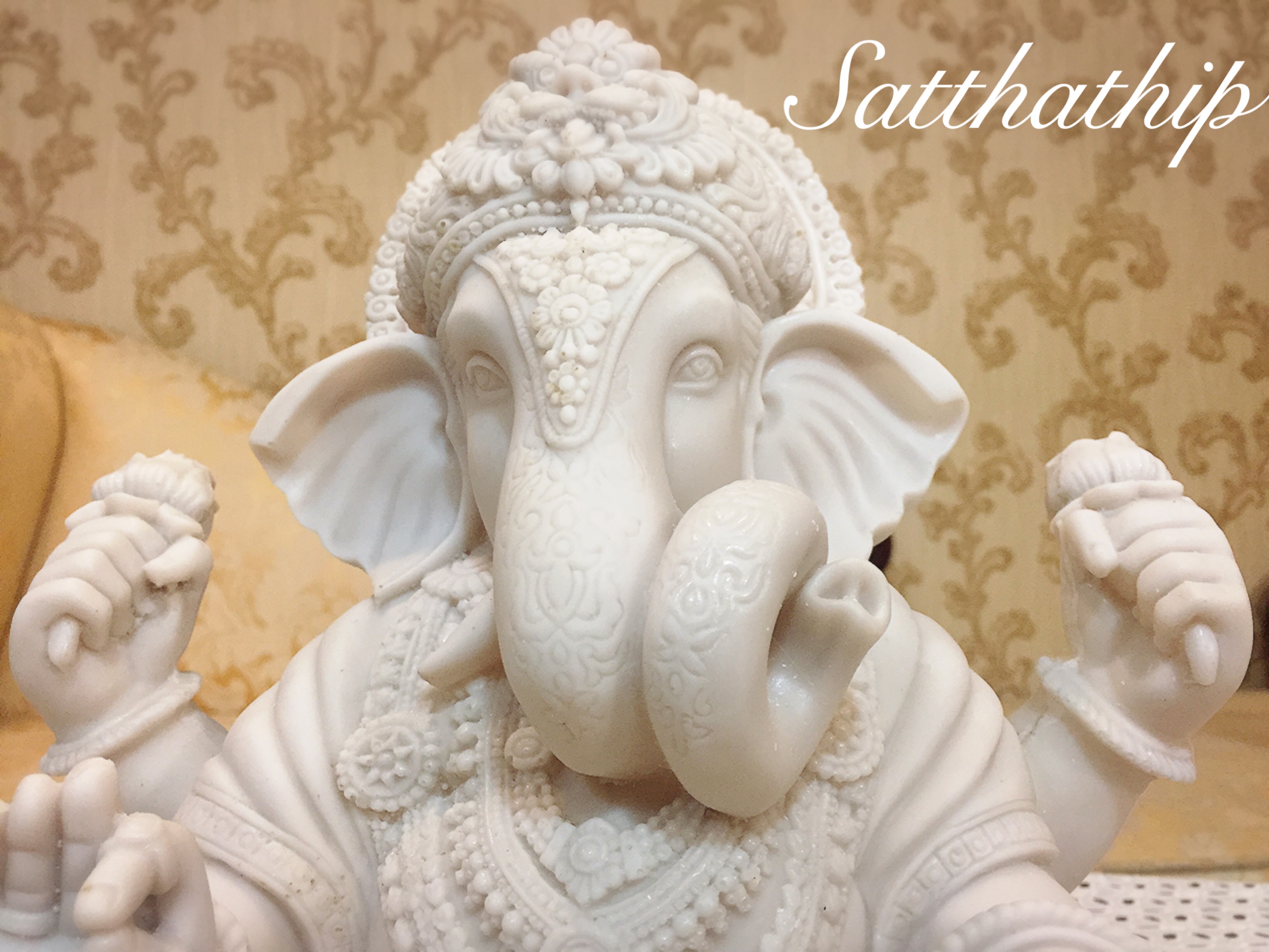พระพิฆเนศ ปางเศรษฐี/ ดั๊กดูเสธ (เรซิ่น) - Ganesha: Lord of Success