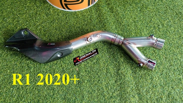 Y-pipe Akrapovic สำหรับ R1 2015+ และ 2020+ (For Exhibition only)