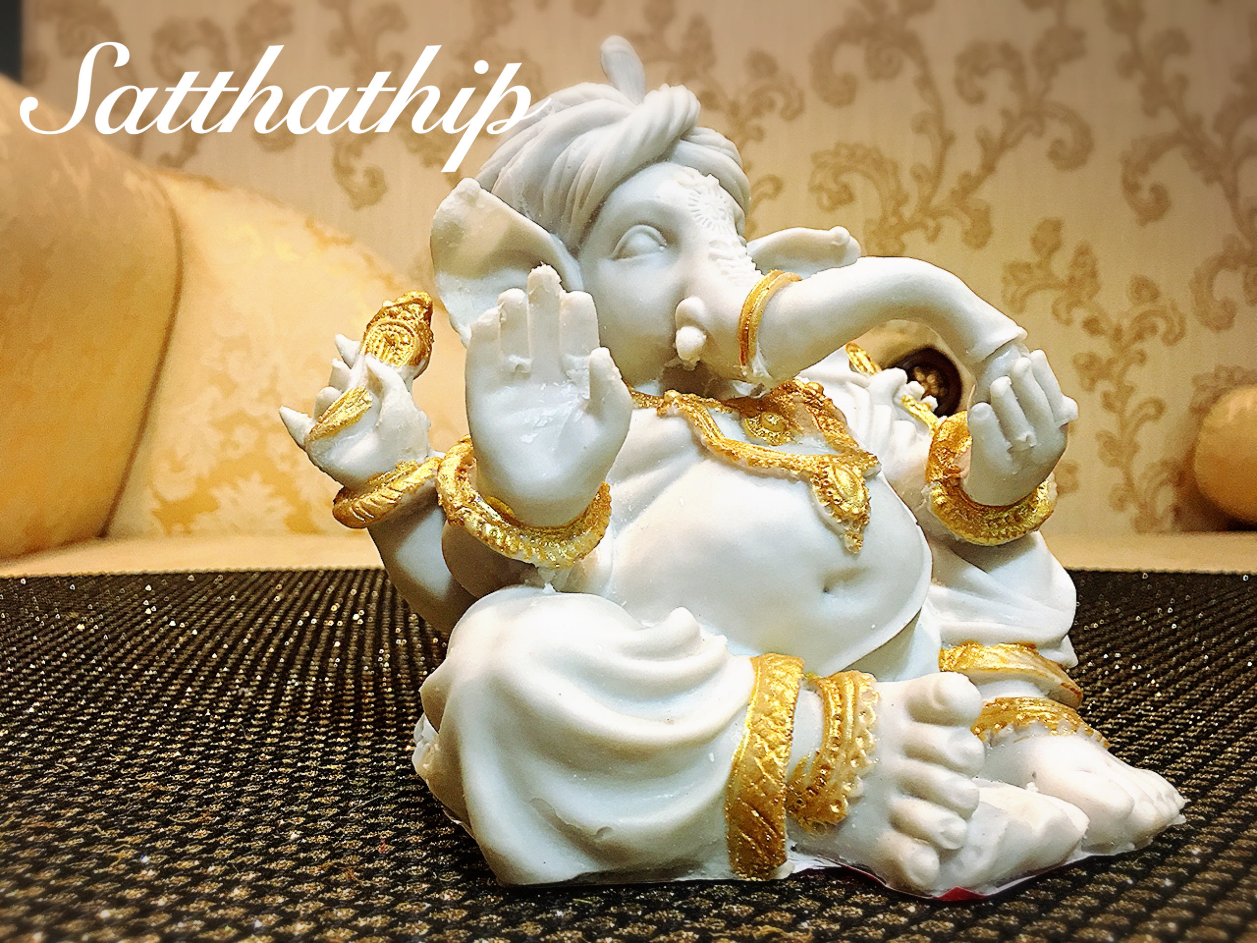 พระพิฆเนศ ปางประทานพร (เรซิ่น) - Ganesha: Lord of Success