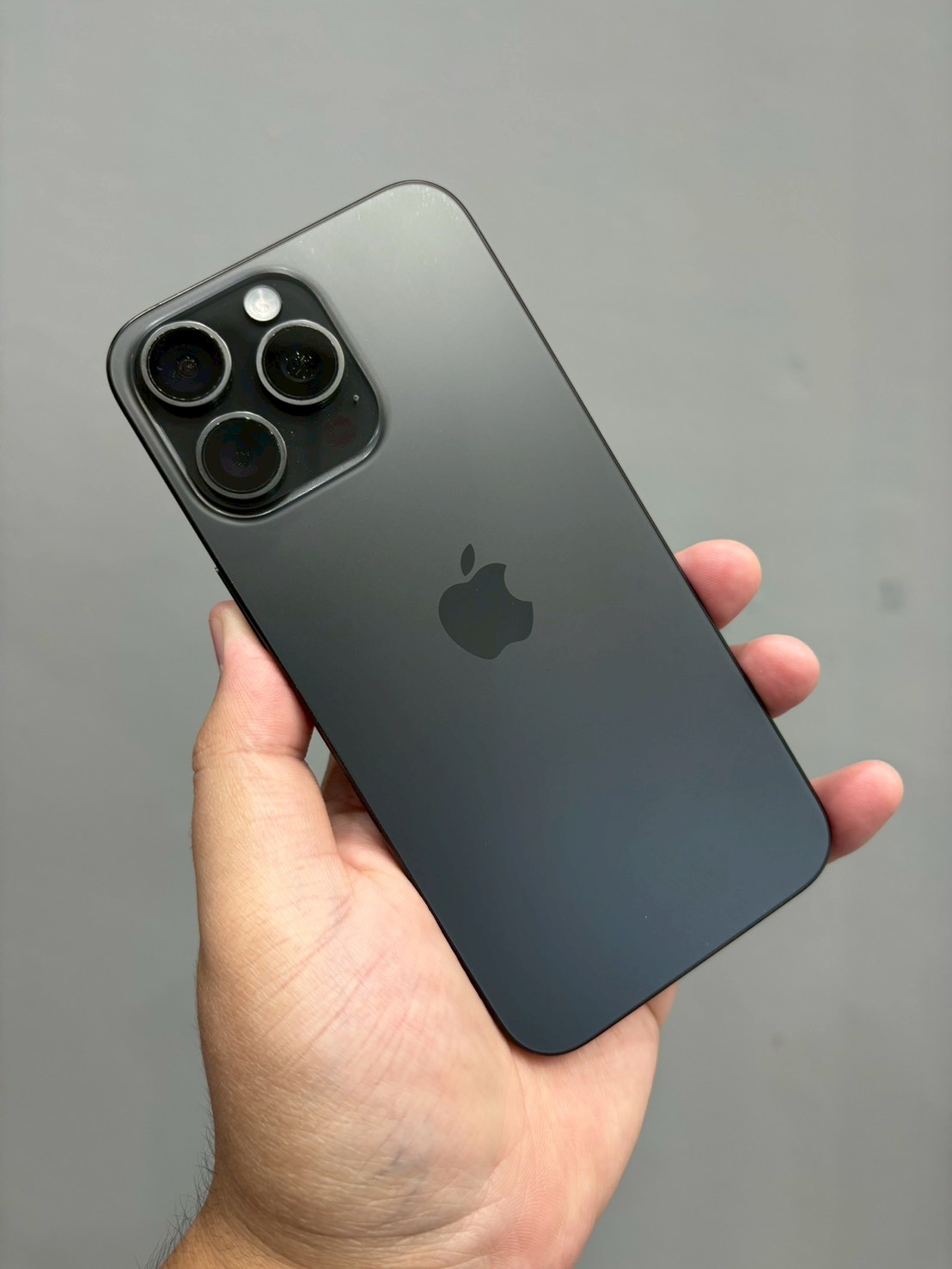 iPhone 15 Pro Max 256GB Black Titanium