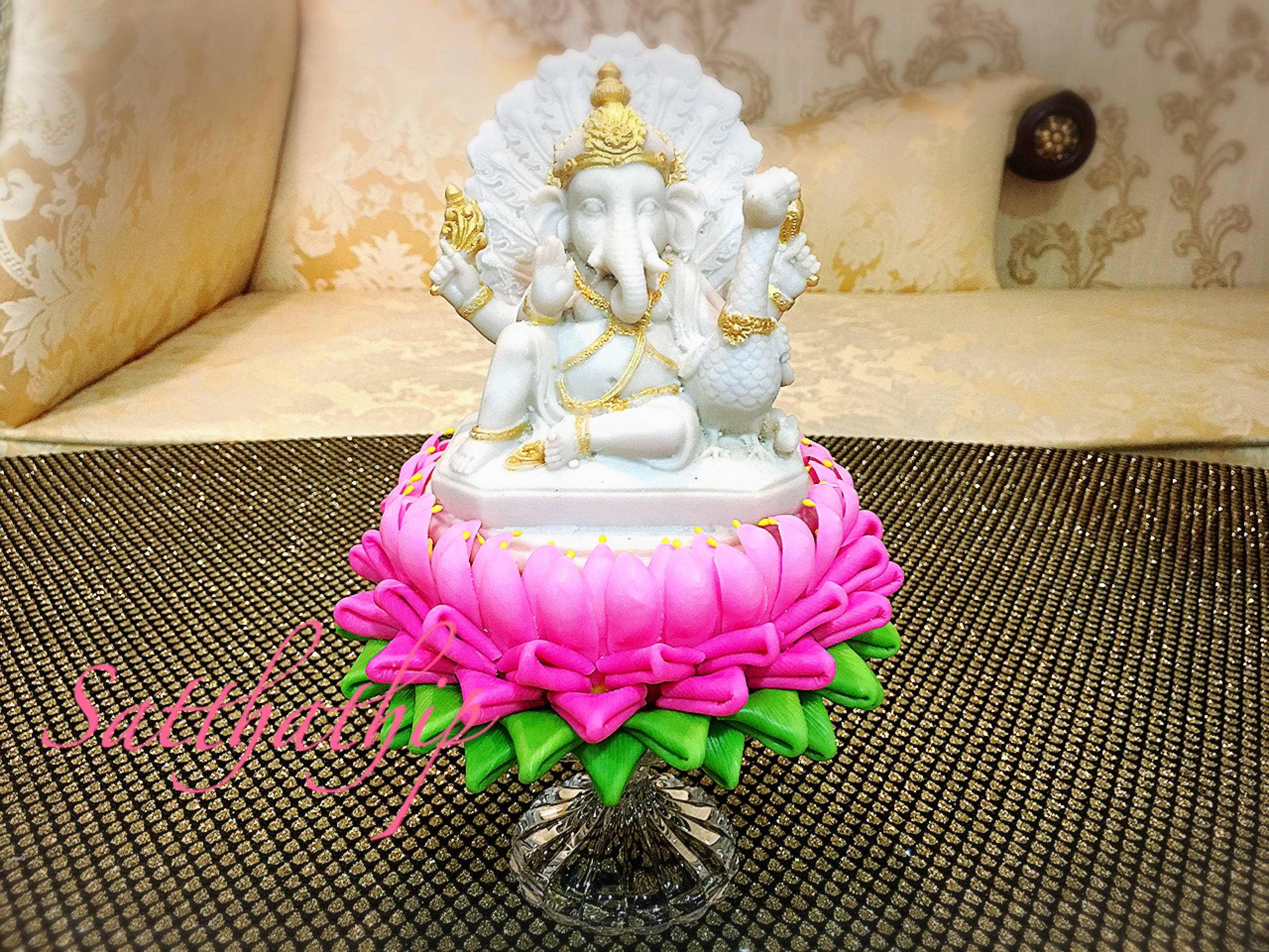 ถาดบัว ประดิษฐ์จากดิน - ฐานบัว ประดิษฐ์จากดิน - พานบัว ประดิษฐ์จากดิน - ถาดบัวดินปั้น - ฐานบัวดินปั้น - พานบัวดินปั้น -Tray