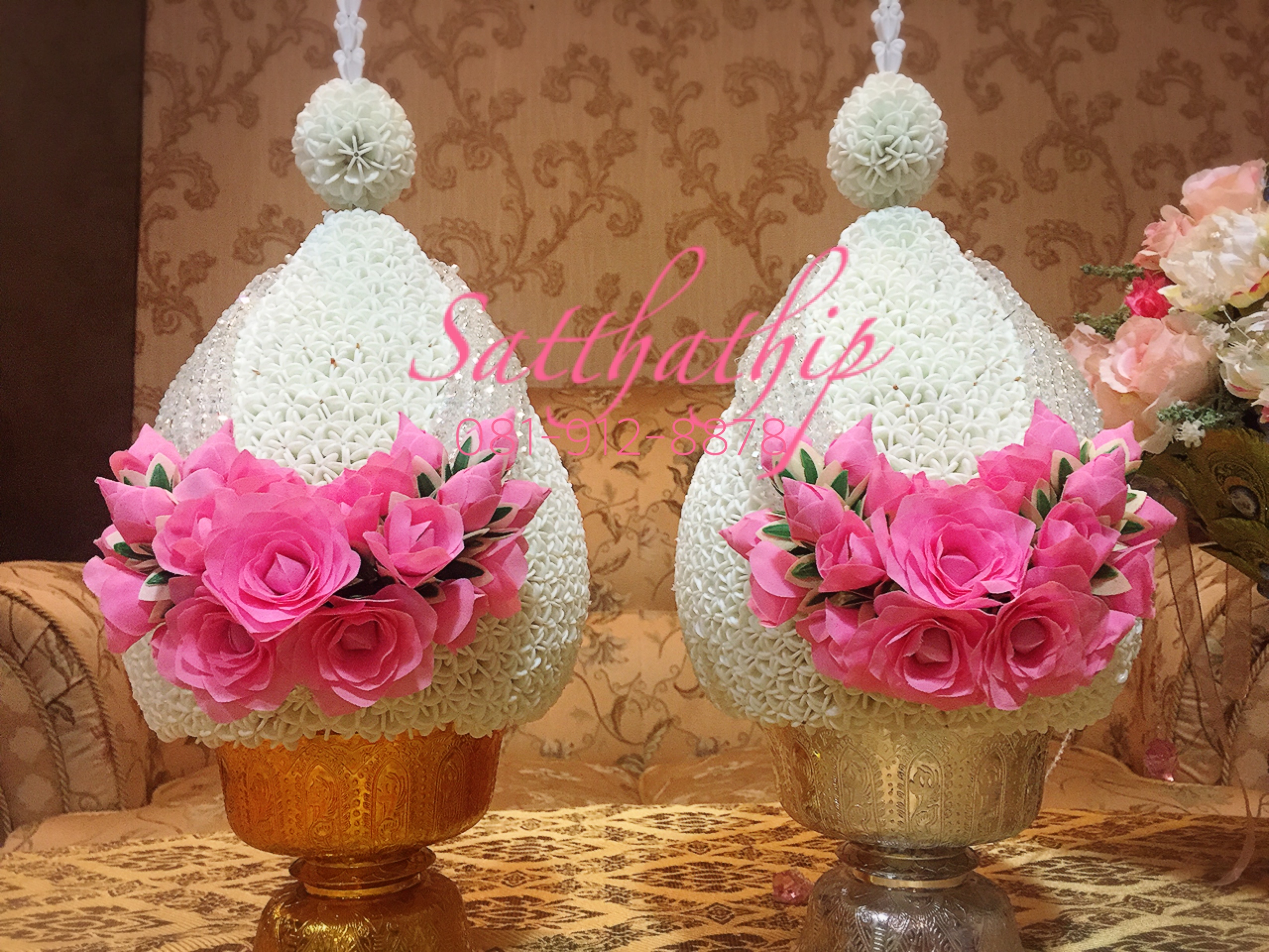 พานพุ่ม - พานพุ่มสักการะ - พานพุ่มดอกรัก - พานพุ่มดอกรักประดิษฐ์ (พลาสติก) - พานพุ่มสีขาว - Panpum