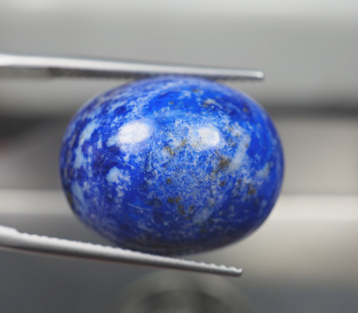 ลาพิส ลาซูลีสีฟ้า (Blue Lapis Lazuli) 21.75 กะรัต