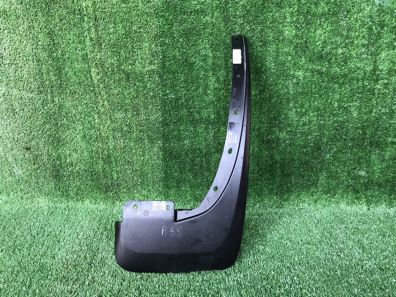 แผ่นกันโคลนรถยนต์