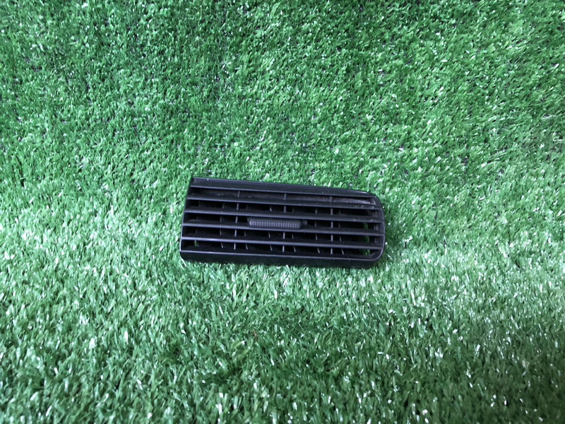 ช่องลมแอร์รถยนต์