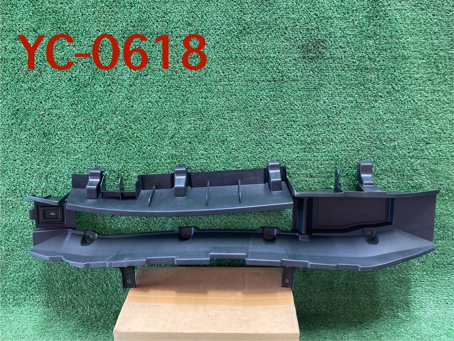 ช่องลมแผงหน้าหม้อน้ำ Suzuki XL7 2018-2023 แท้ศูนย์