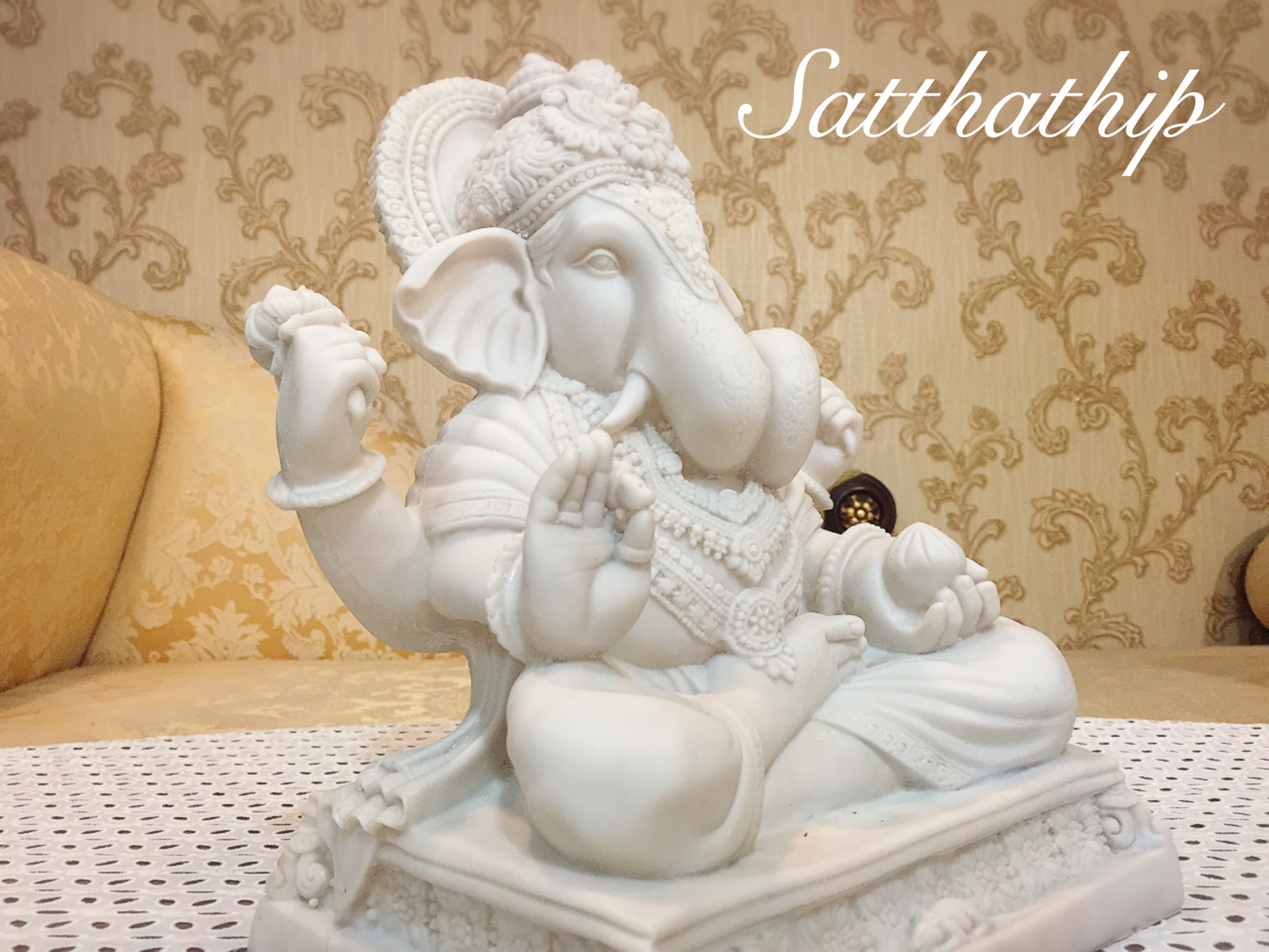 พระพิฆเนศ ปางเศรษฐี/ ดั๊กดูเสธ (เรซิ่น) - Ganesha: Lord of Success