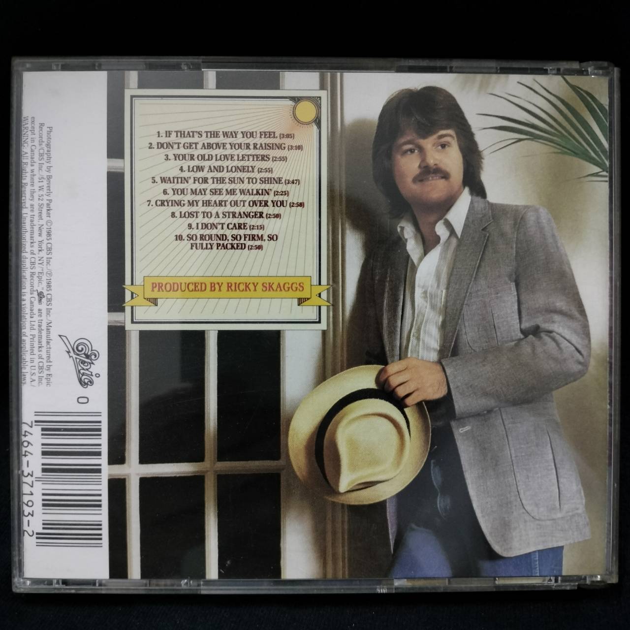 Ricky Skaggs – Waitin' For The Sun To Shine / USA / ปกมีจุดเหลือง / แผ่นดี