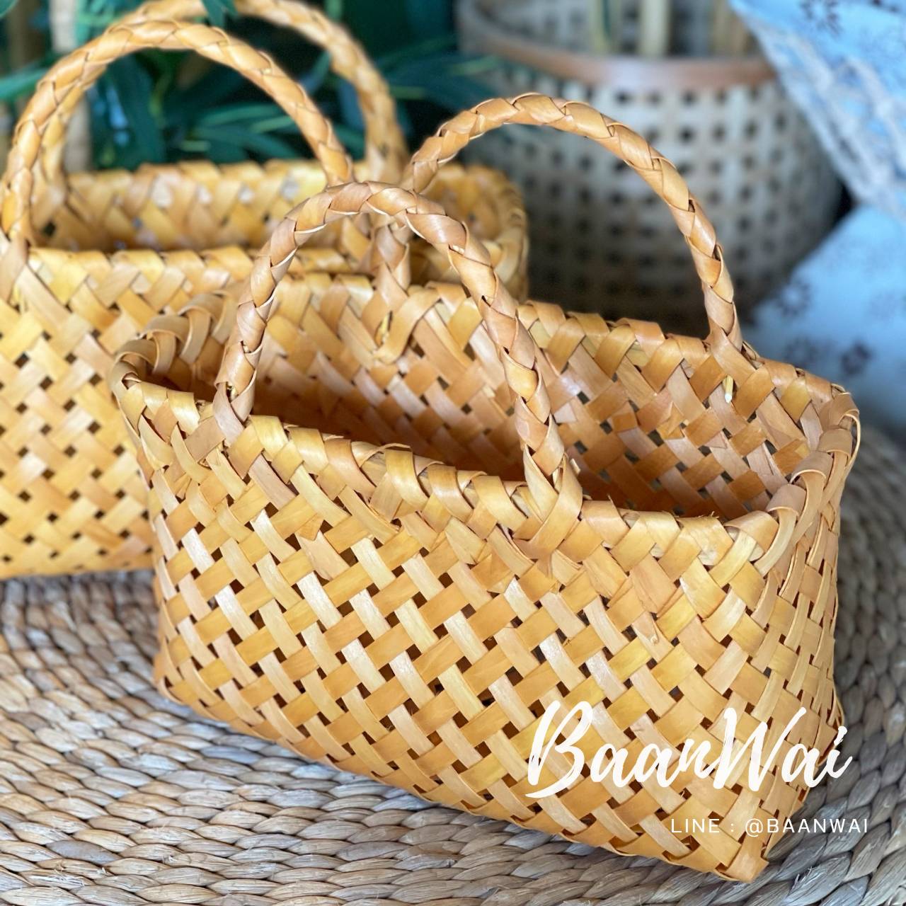 ตะกร้าไม้สาน มีหูจับ ไม้บัลซ่า