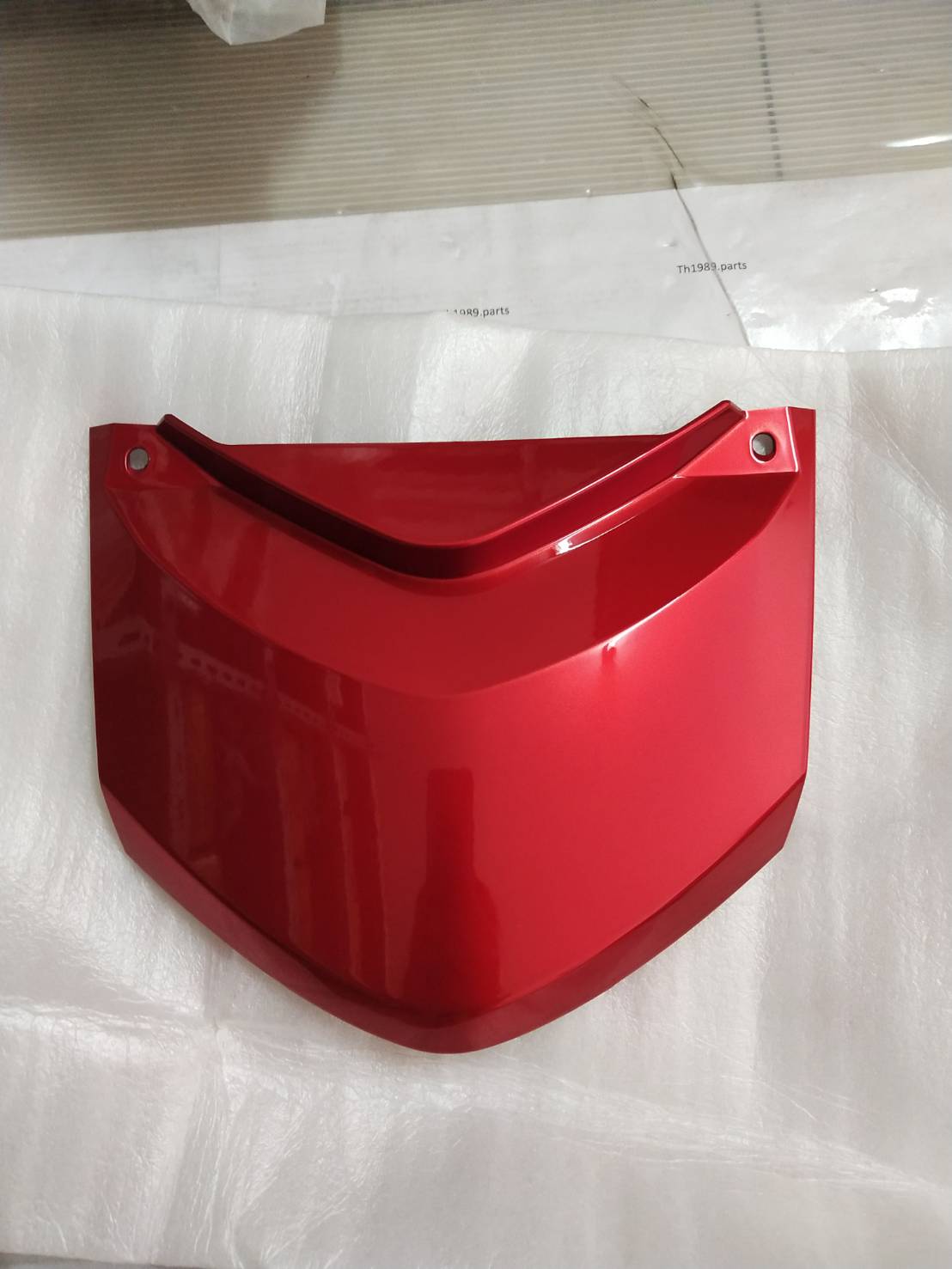 ฝาครอบท้ายเบาะสีแดง (1671,VRMB) สำหรับรุ่น FINN 2020 อะไหล่แท้ YAMAHA B6F-F171E-00-P3