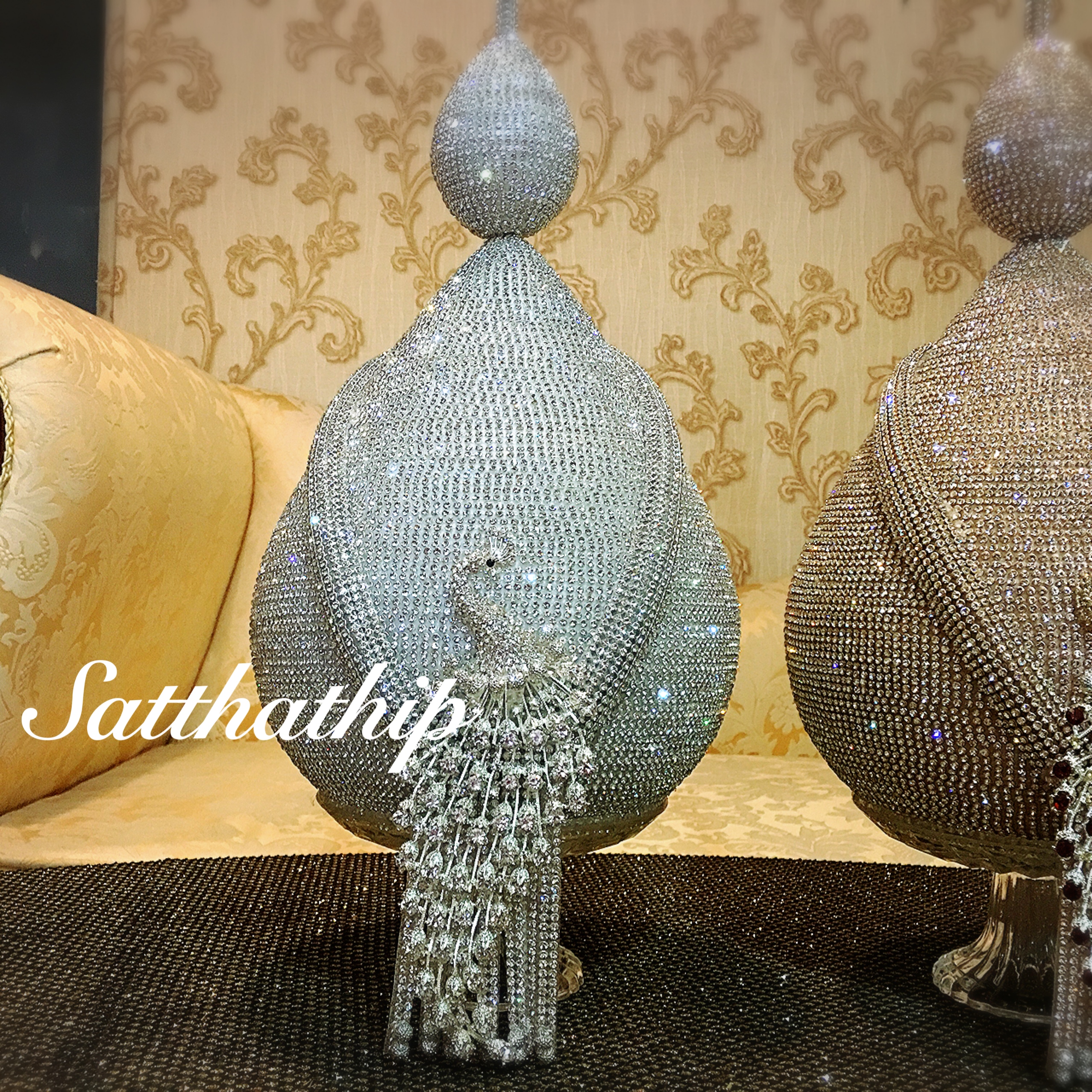 พานพุ่ม - พานพุ่มสักการะ - พานพุ่มเงินทอง - พานพุ่มนพเก้า [8 นิ้ว/ 4,500บาท/คู่]