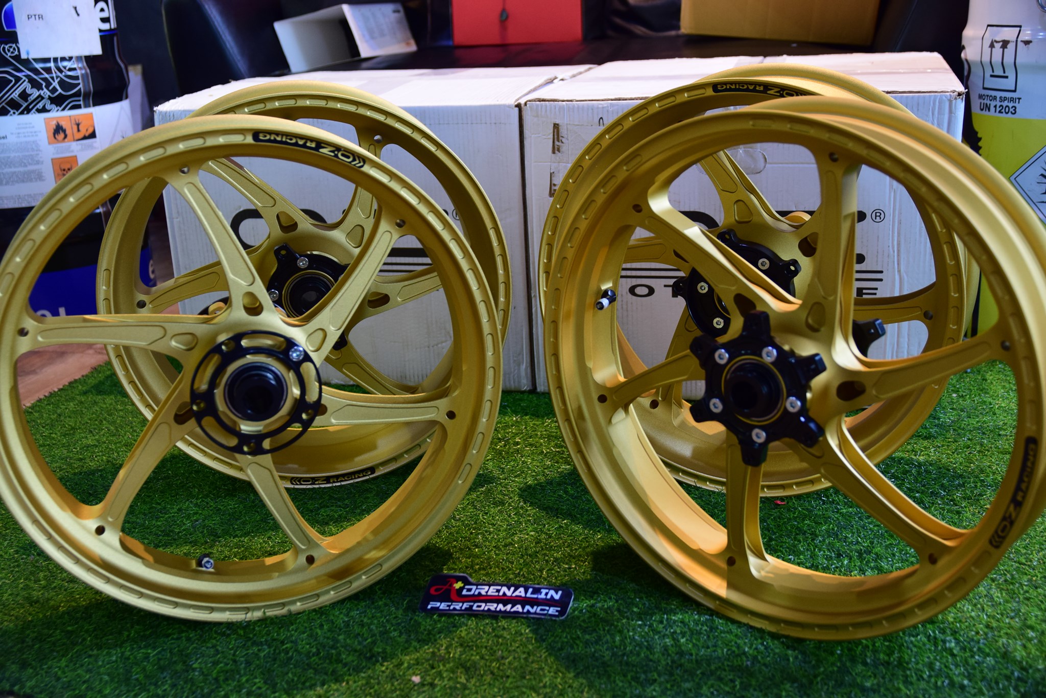 ล้อ OZ Racing 6ก้าน Gass-A สำหรับ 899