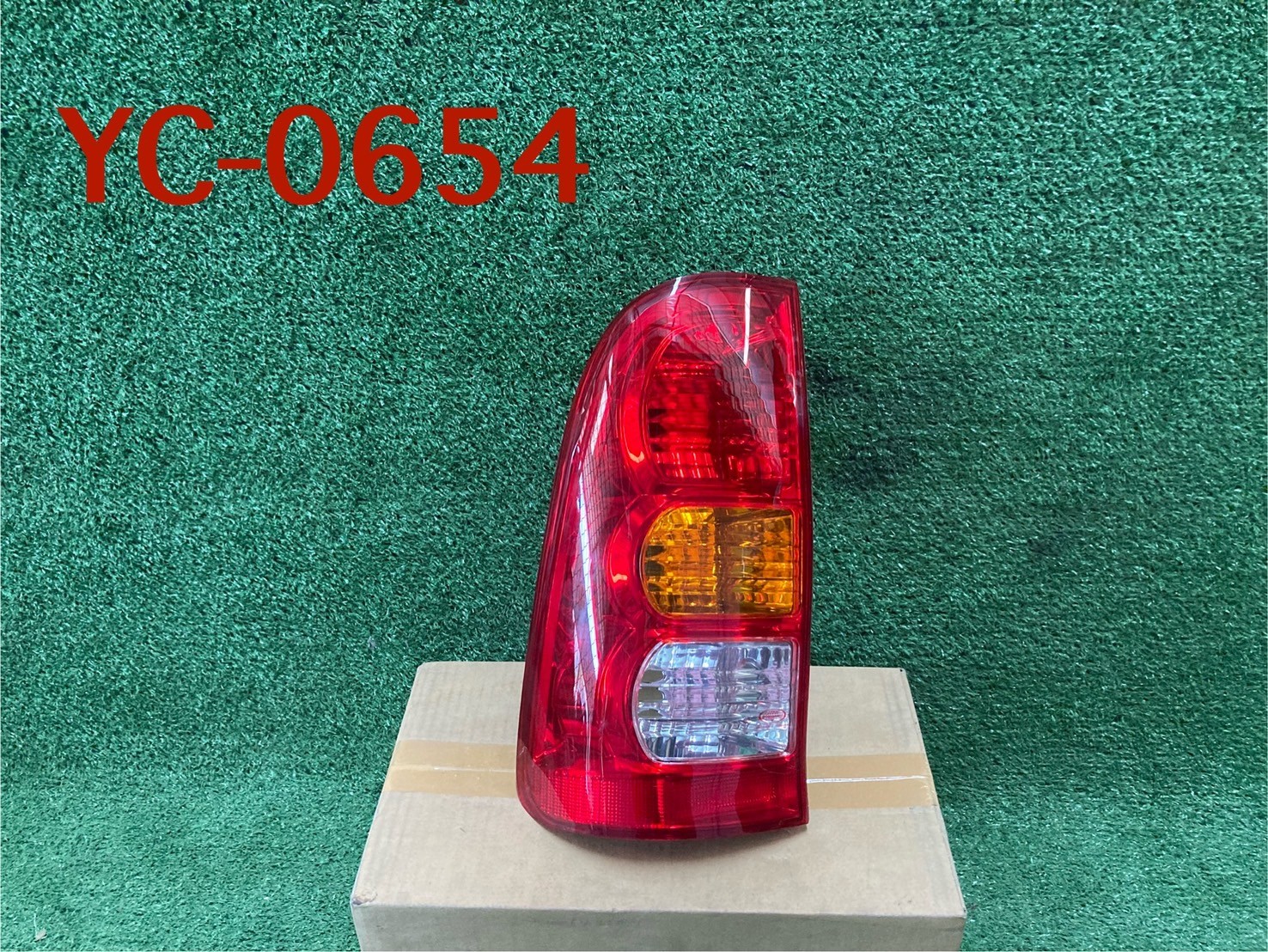 ไฟท้าย L Toyota Vigo 2005-2008 TWใหม่