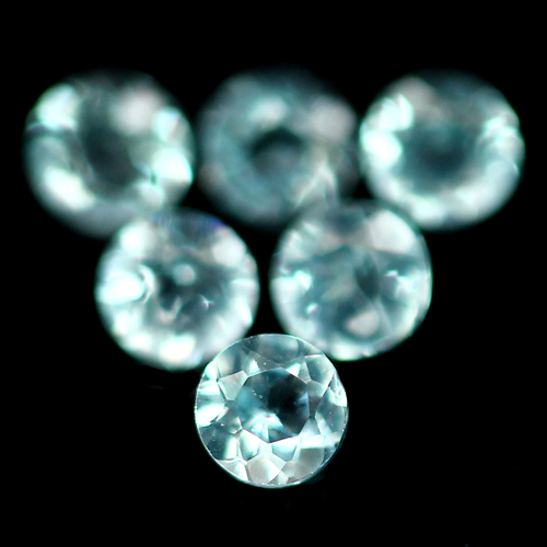 พลอยอะพาไทต์ (Apatite) 2.98 กะรัต 81 ชิ้น 2 มม.