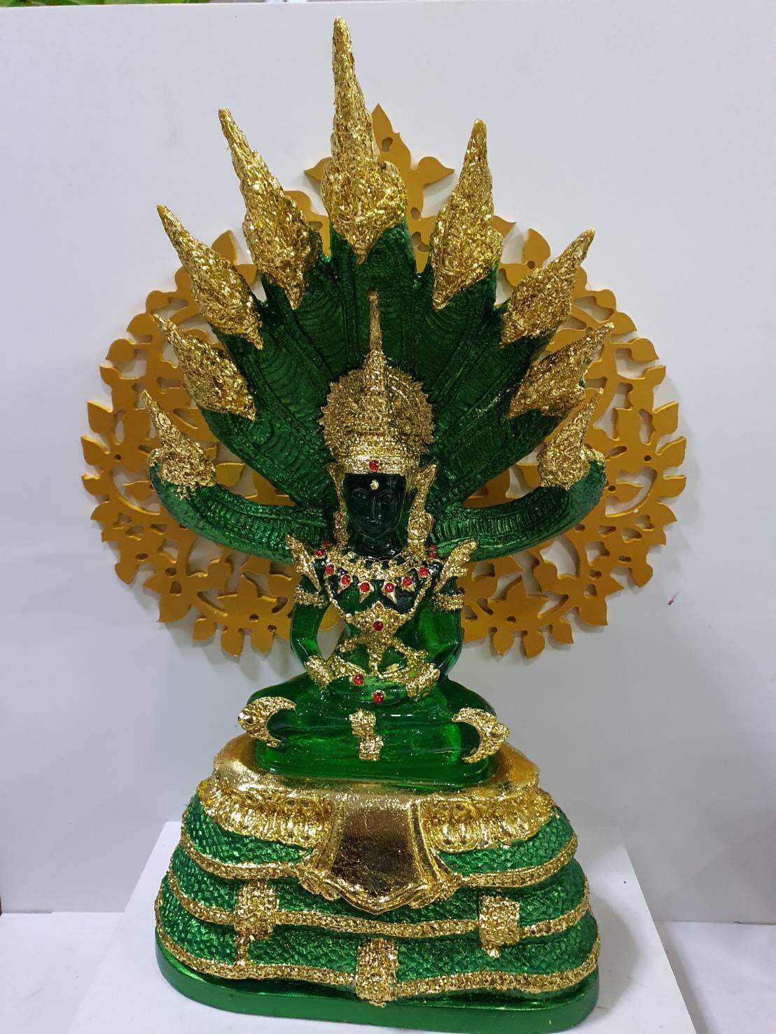 พระเเก้วนาคปรก 9 เศียร สูง 14 นิ้วครึ่ง สีประจำวัน รับบูชาสีไหนเลือกเลยจ้า