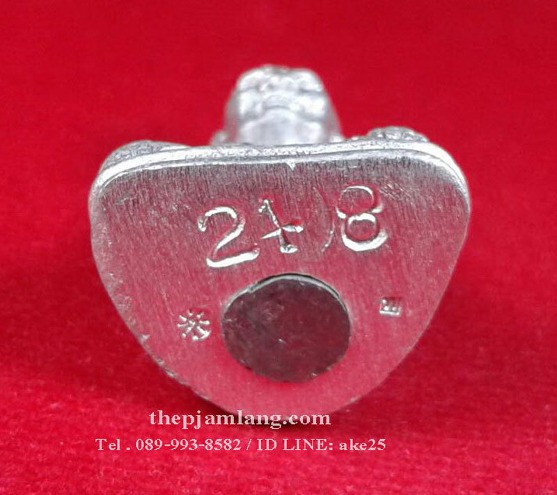 หลวงพ่อทวด(4) พิมพ์เลขใต้ฐานเพชรกลับ พระอาจารย์แดง รุ่นกฐิน 54 ลังกาสุกะ เนื้อปีกเครื่องบิน (อุดกริ่ง) ปี 2554