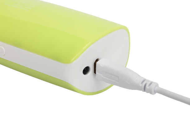 PISEN แบตสำรองแท้ 5,000 mAh พาวเวอร์แบงค์ USB 5V-2A Funny Power Ⅱ รุ่น TS-D127 ไฟฉาย LED ส่องสว่างยามค่ำคืนในตัว เก็บประจุเต็มที่ได้ยาวนาน รูปทรงกระบอก ขนาดกระทัดรัดจับถนัดกระชับมือ - สีเขียวอ่อน