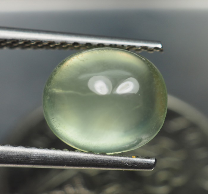 พรีไนท์สีเขียวสวย (Prehnite) 2.25 กะรัต