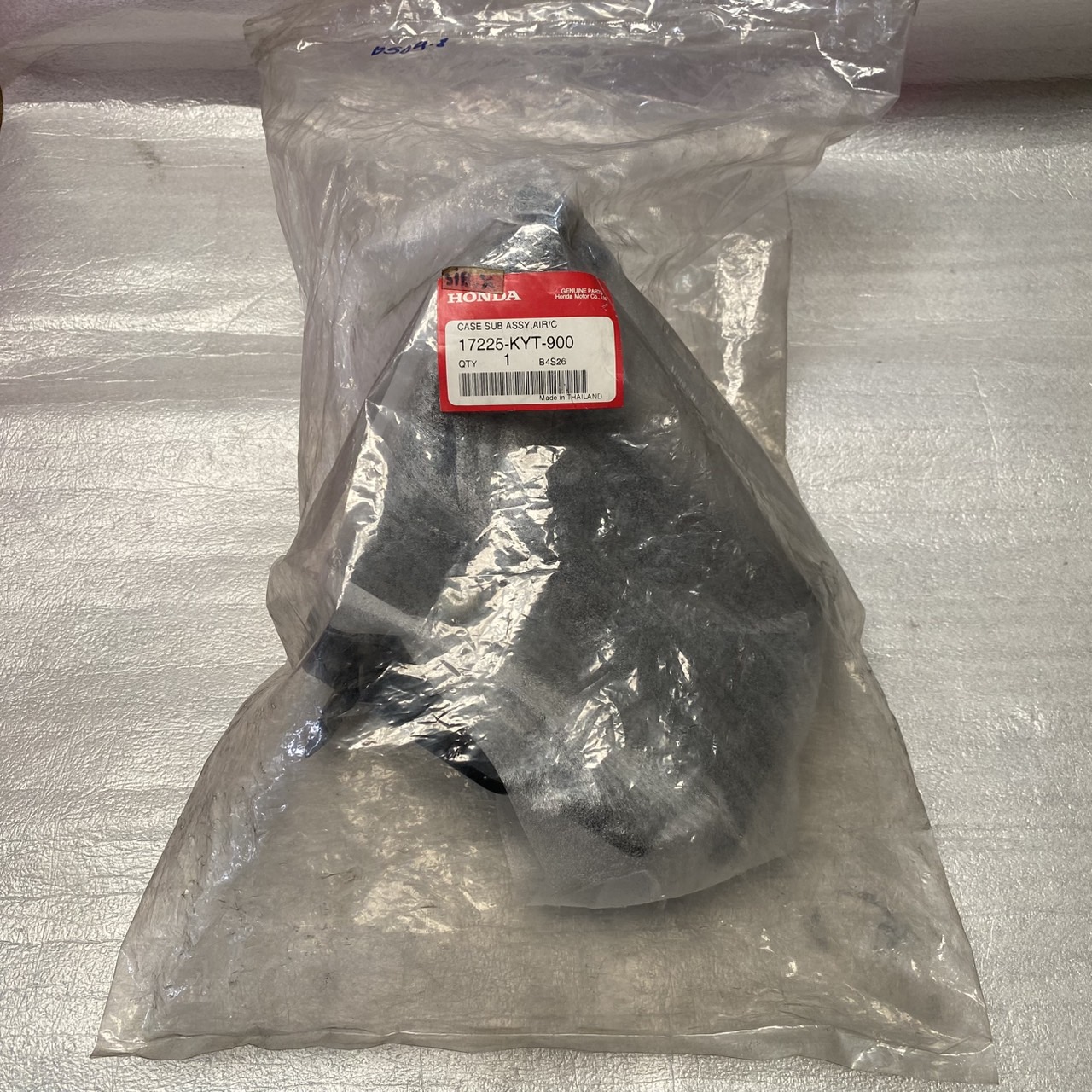 17225-KYT-900 ชุดย่อยเรือนกรองอากาศ SCOOPY-i 2010 อะไหล่แท้ HONDA