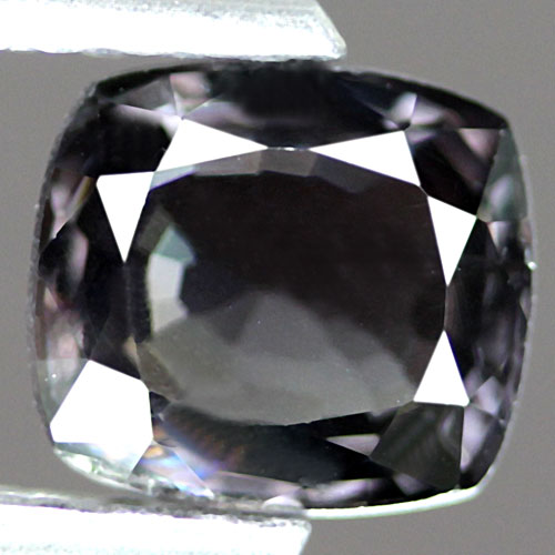 พลอยสปิเนล (Spinel) 1.45 กะรัตสีม่วงลดราคา