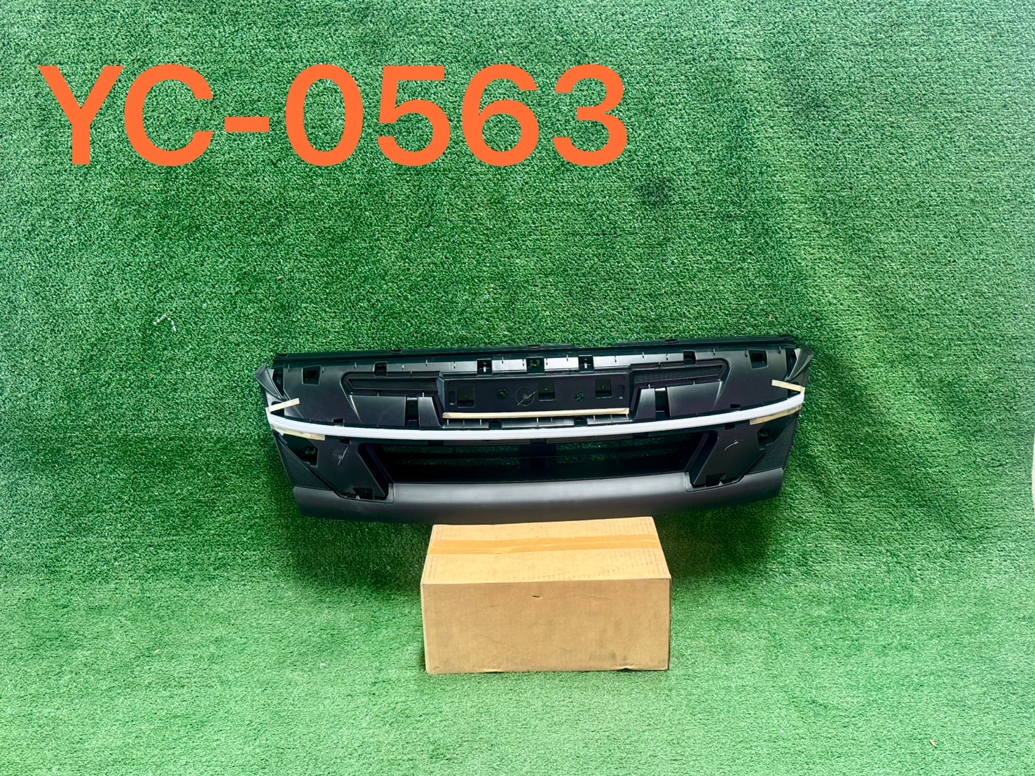หน้ากระจัง Isuzu D-max 1.9 Blue Power 2016-19 ใหม่แท้