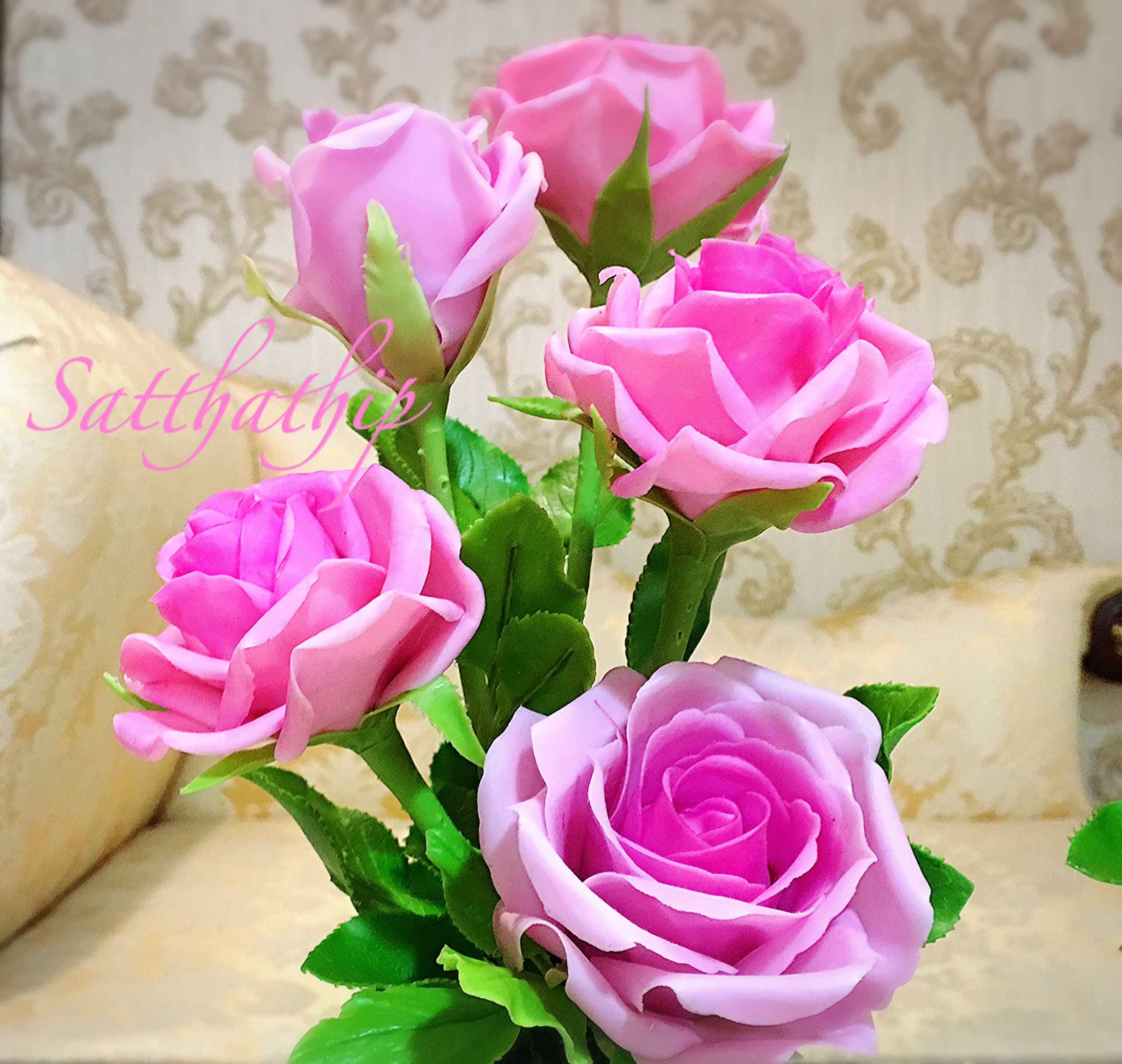 แจกันดอกกุหลาบ สีชมพู ประดิษฐ์จากดิน - ดอกกุหลาบ - Rose Flower