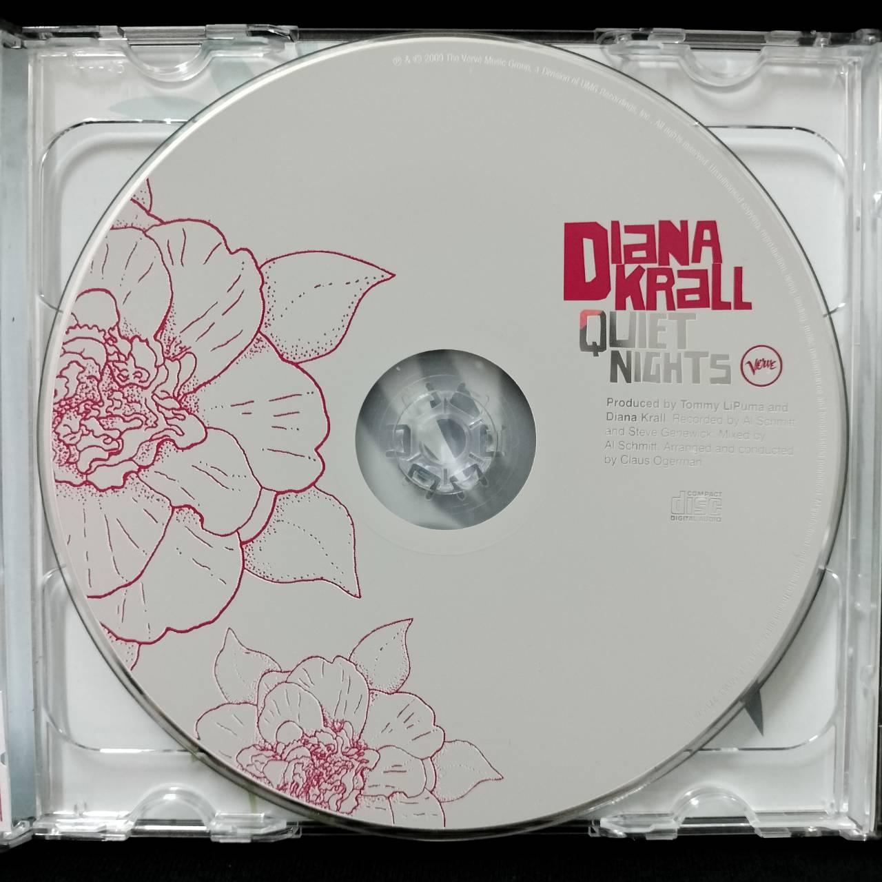 Diana Krall – Quiet Nights / THAILAND / ถาดกล่องใส่แผ่นหัก / CD+DVD / แผ่นดี