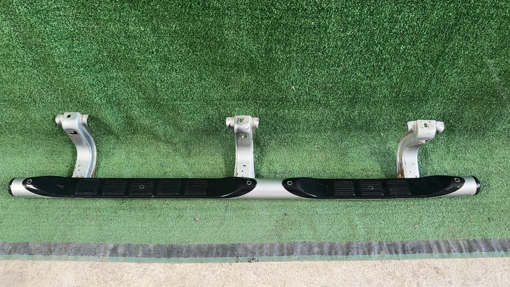 บันไดข้าง Mitsubishi Pajero