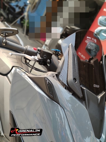 Lightech - อุดกระจก (Mirror hole caps) สำหรับ TMax 530 560 ปี 2015+