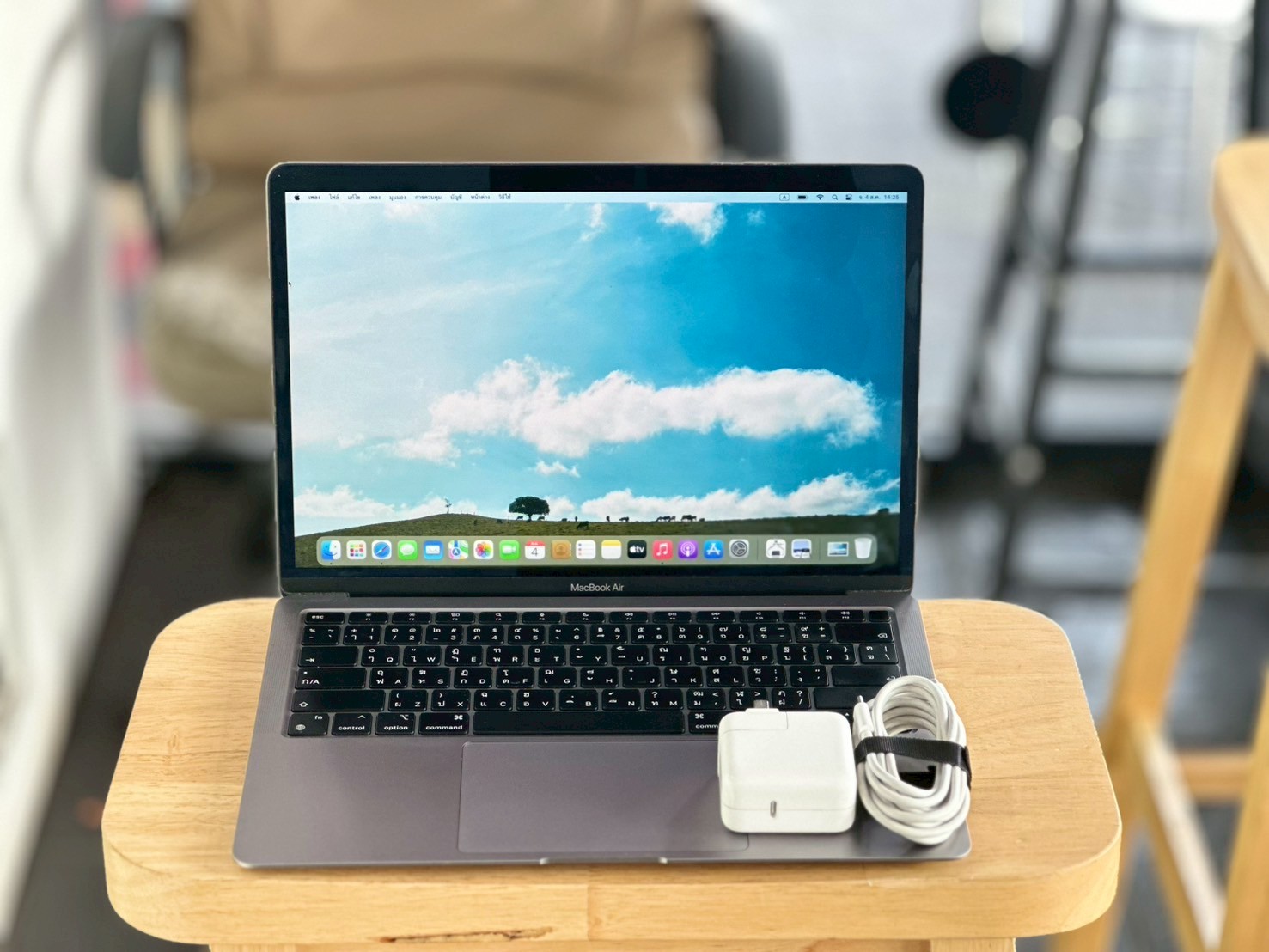 MacBook Air 13" (M1, 2020) 8/256GB Space Gray