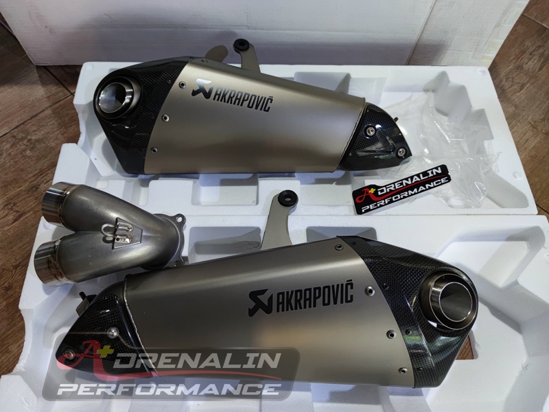 ท่อ Akrapovic Titanium สำหรับ 899 , 1199 PANIGALE (For Exhibition only)