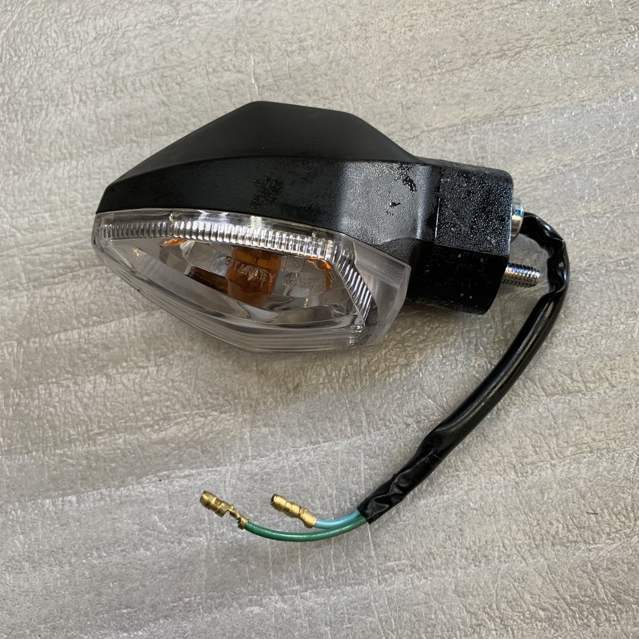 33400-K26-B01 ชุดไฟเลี้ยวหน้าด้านขวา (12 โวลต์ 10 วัตต์) MSX125SF 2016-2020 อะไหล่แท้ HONDA