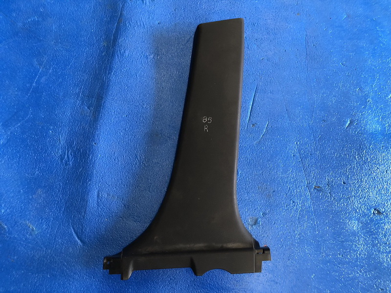 พลาสติกครอบเสารถยนต์