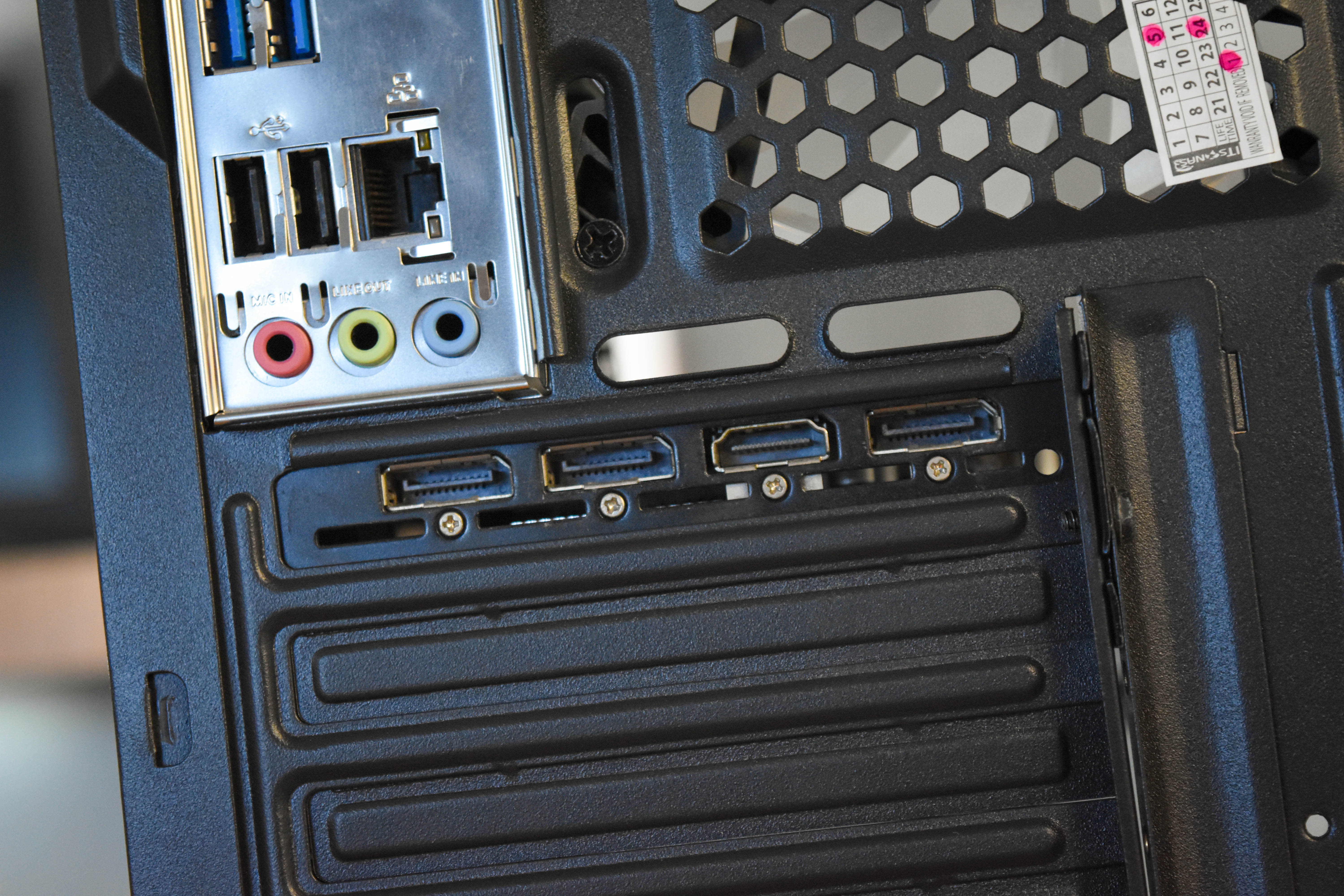 PC ประกอบ Intel Core i5-13500 / RAM 24GB / AMD Radeon RX 6650 XT / M.2 1TB+SSD SATA 256GB+HDD 2TB