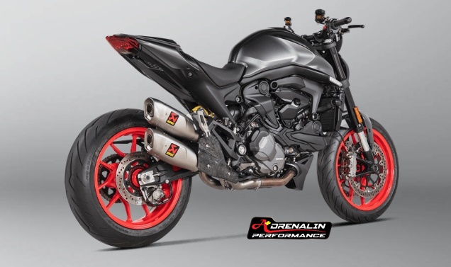 ท่อ Akrapovic ปลายคู่ GP ไทเทเนียม สำหรับ Monster 937 (For Exhibition only)