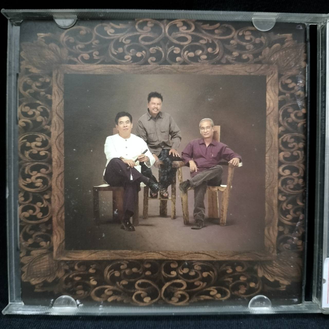 3 คีตกานต์กวี – เพลงจากแผ่นดิน / แผ่นเป็นรอย