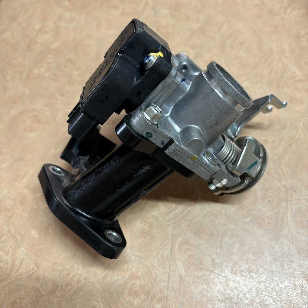 PD000866 แท้มือ2 ชุดตัวเรือนลิ้นเร่ง+ท่อร่วมไอดี FINN B7E-E3585-00,B7E-E3750-03