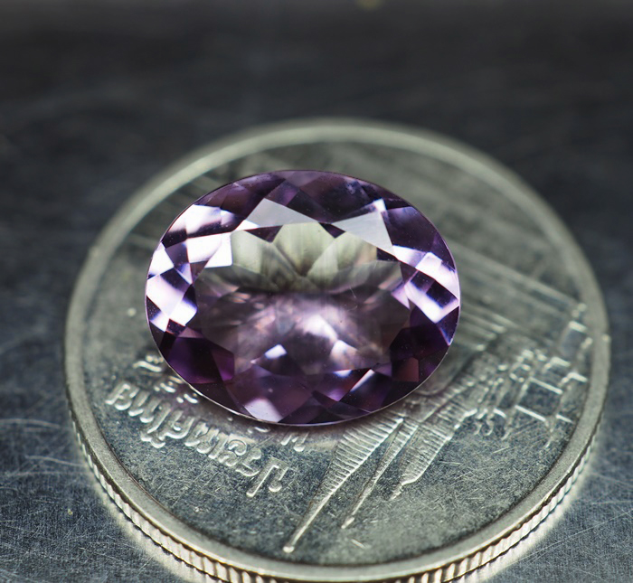 อะเมทิสต์แท้สีม่วงชมพู 2.73 กะรัต